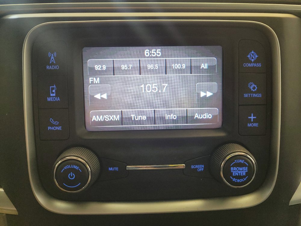 Used 2022 RAM 1500 Classic SLT image 25