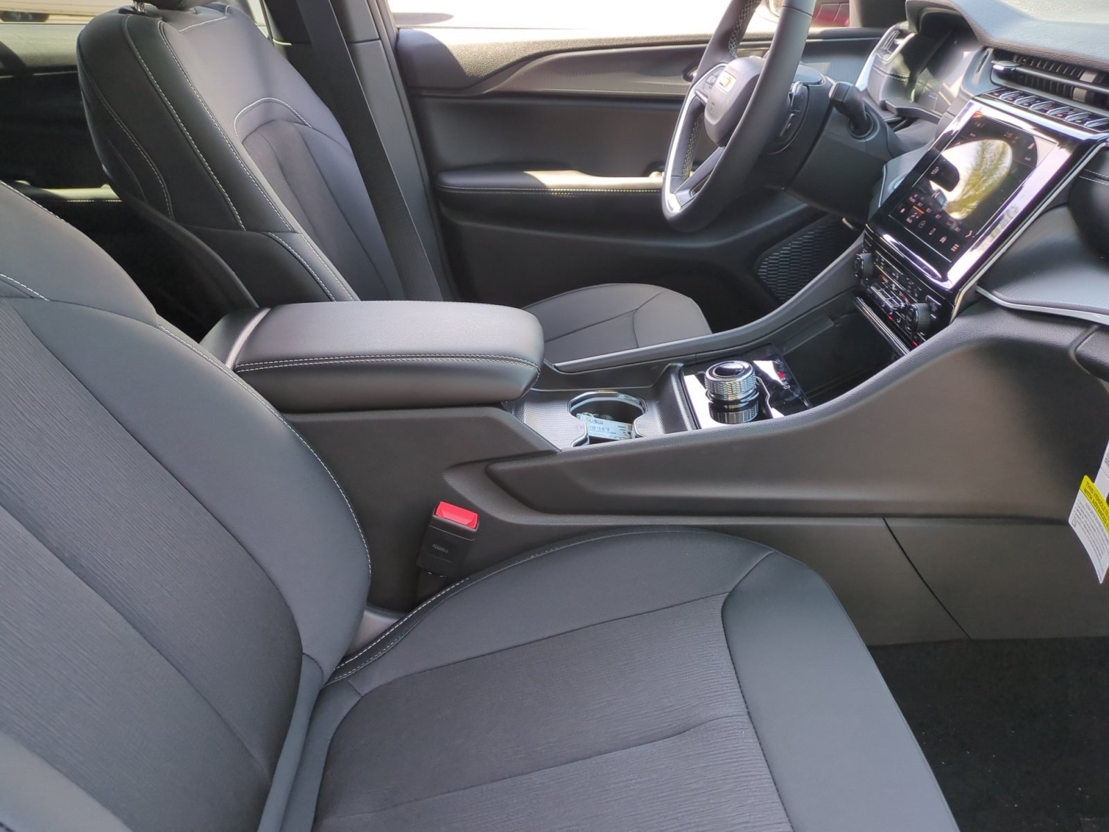 New 2026 Jeep Grand Cherokee Laredo X AWD/4WD image 19