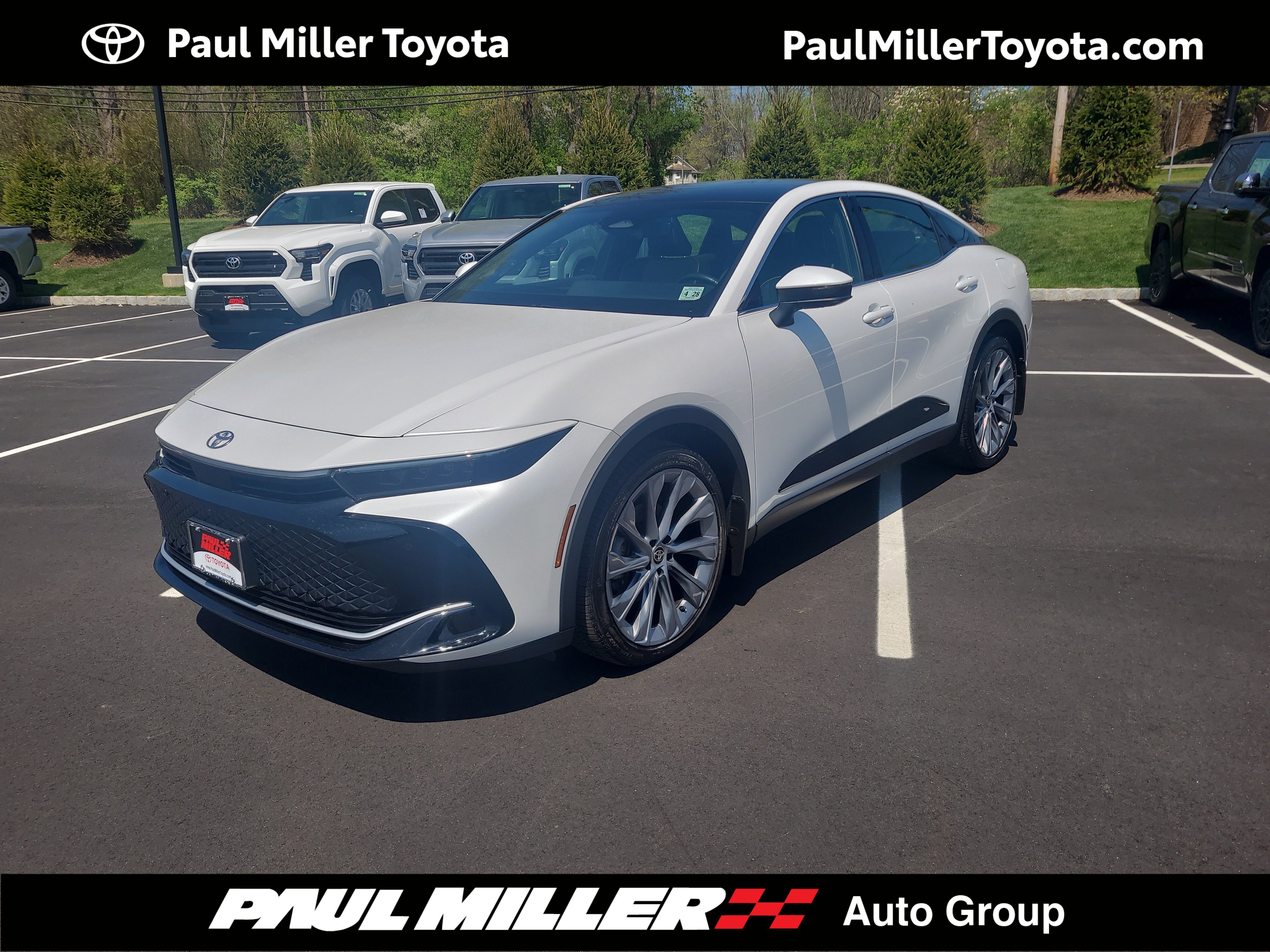 Certified 2023 Toyota Crown Limited w/ Advanced Technology Package image 1