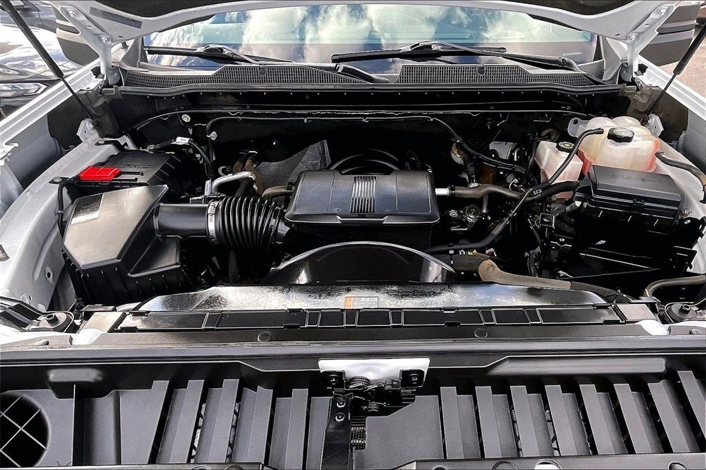 Used 2025 Chevrolet Silverado 3500 W/T w/ WT Convenience Package image 10