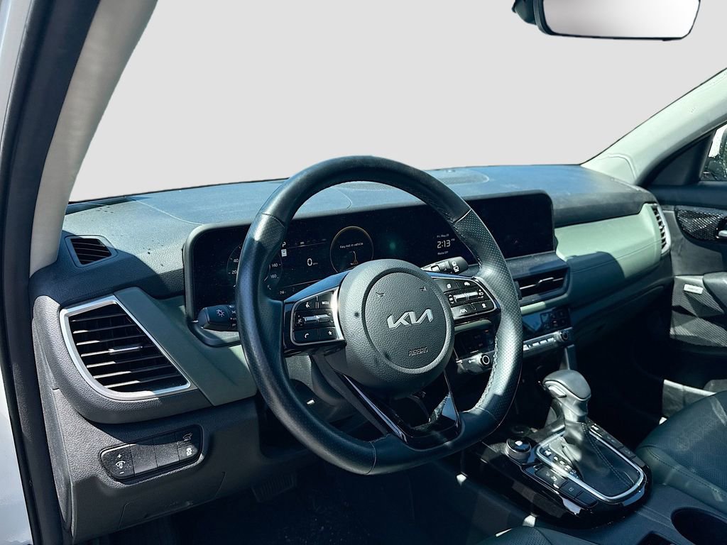 Certified 2024 Kia Seltos SX w/ SX Sunroof Package AWD/4WD image 12