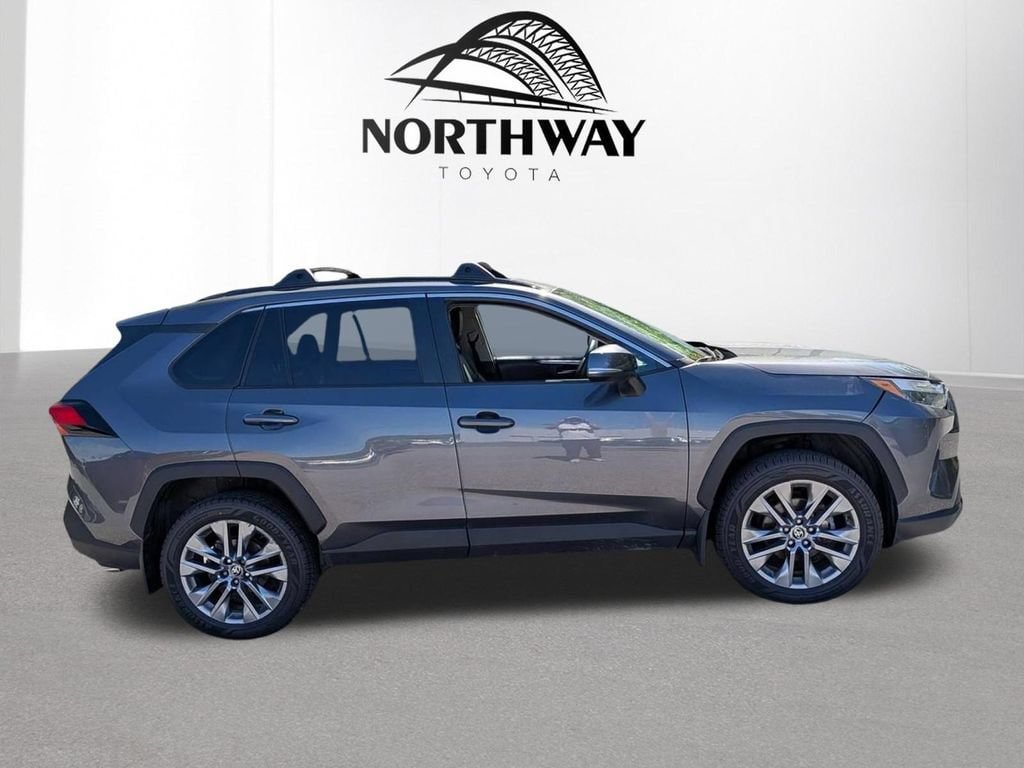 Used 2023 Toyota RAV4 XLE Premium AWD/4WD image 2