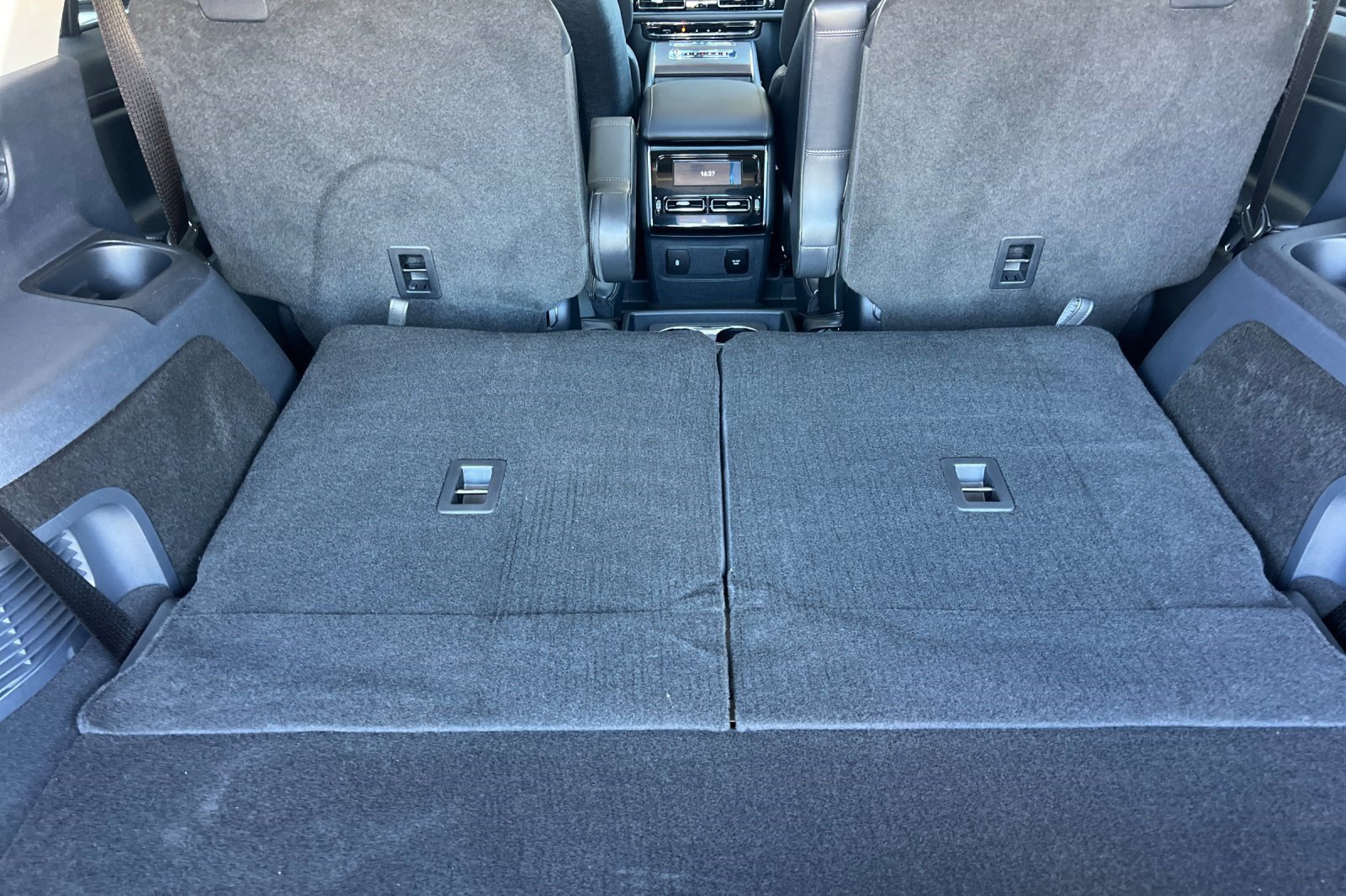 Used 2026 Lincoln Aviator Reserve AWD/4WD image 22