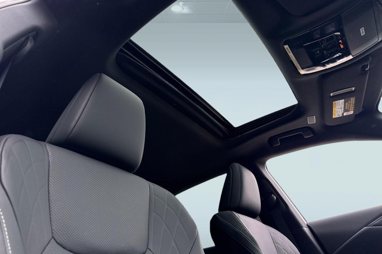 New 2026 Lexus RX 350 AWD image 21
