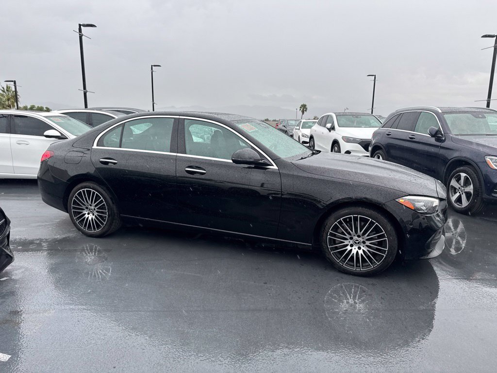 Used 2024 Mercedes-Benz C 300 Sedan image 4