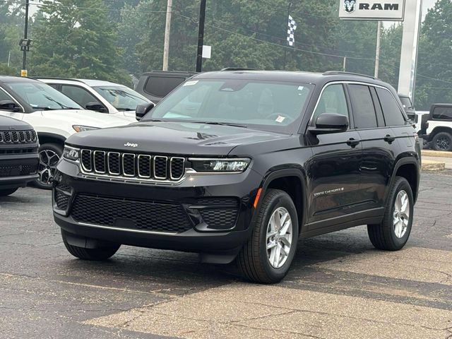 New 2026 Jeep Grand Cherokee Laredo X AWD/4WD image 27