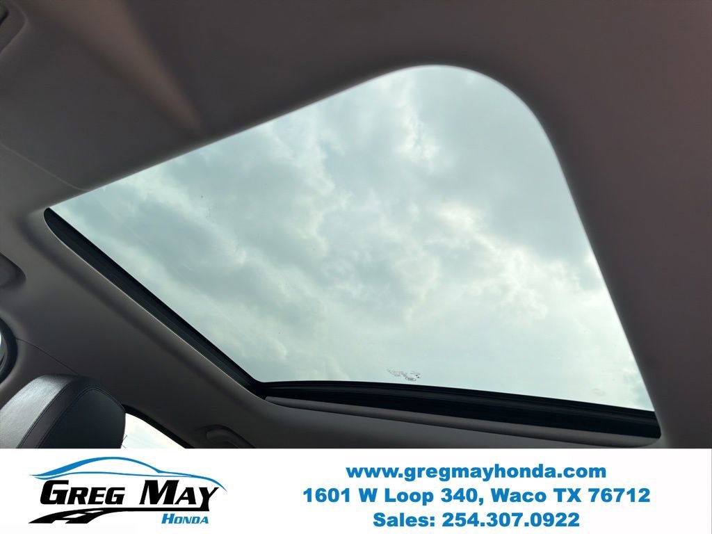 Used 2018 Land Rover Discovery SE AWD/4WD image 15