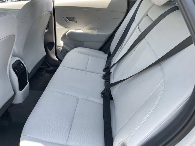 Used 2025 Hyundai Kona SEL AWD/4WD image 15