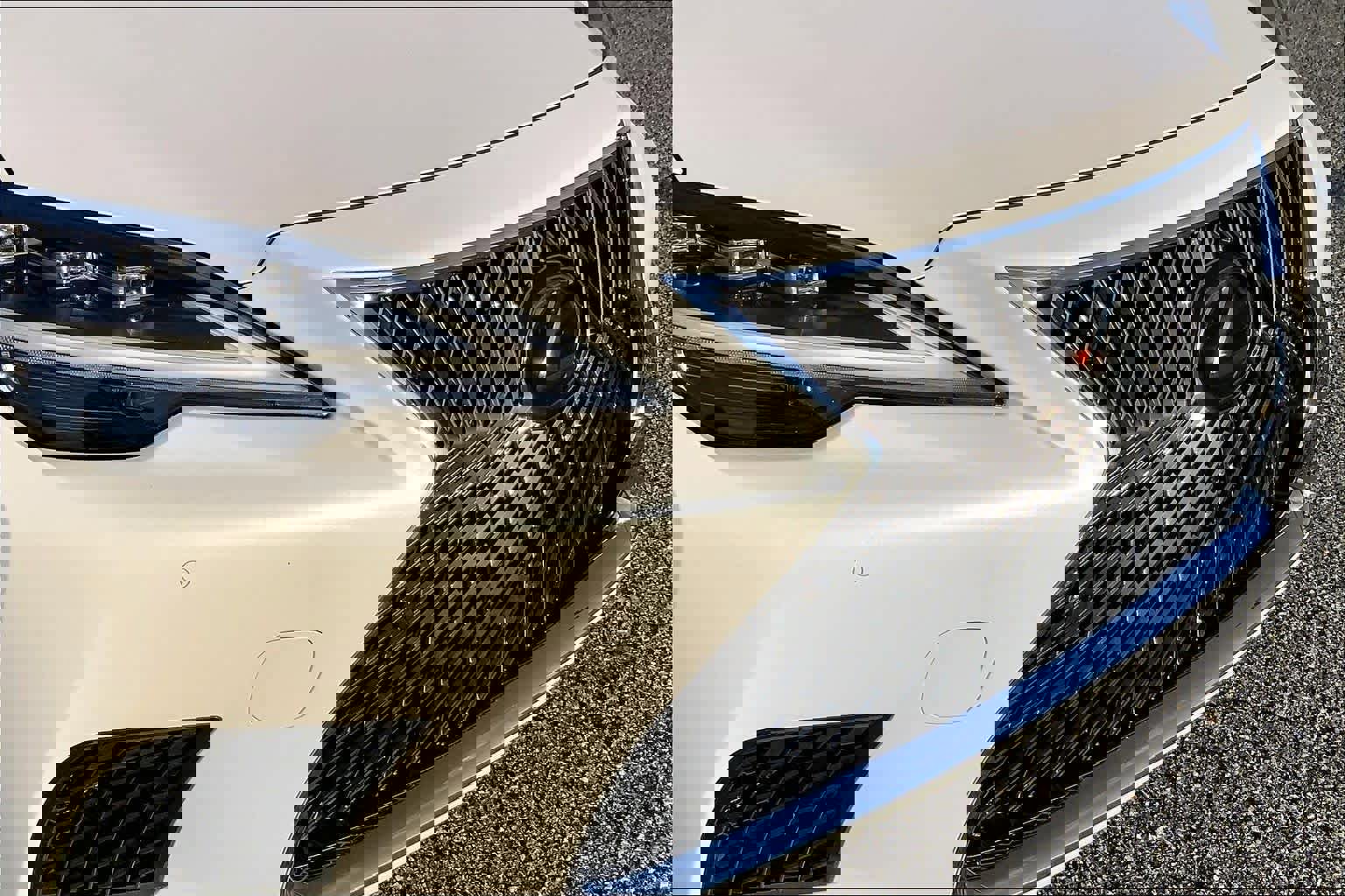 Used 2021 Lexus LS 500 w/ Accessory Package (Z2) image 28