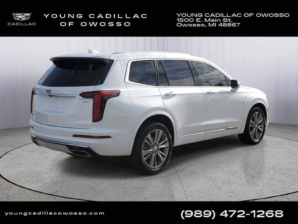 Used 2024 Cadillac XT6 Premium Luxury w/ Technology Package AWD/4WD image 3