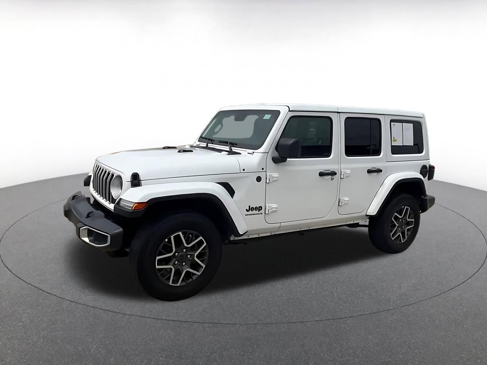 Used 2025 Jeep Wrangler Unlimited Sahara AWD/4WD image 8