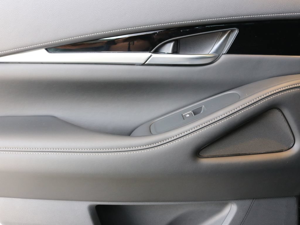 Certified 2025 INFINITI QX60 Pure AWD/4WD image 36