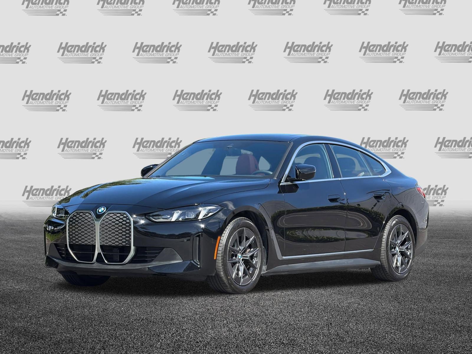 Used 2025 BMW i4 eDrive40 w/ M Sport Package RWD image 9