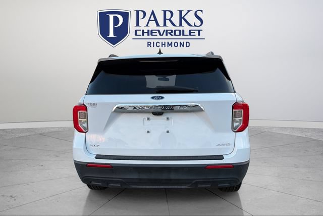 Used 2023 Ford Explorer XLT AWD/4WD image 6