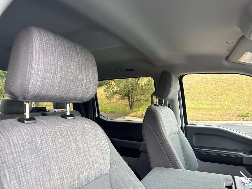 Certified 2025 Ford F250 XLT w/ 360-Degree Camera Package AWD/4WD image 33