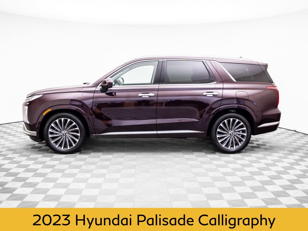 Used 2023 Hyundai Palisade Calligraphy AWD/4WD image 2