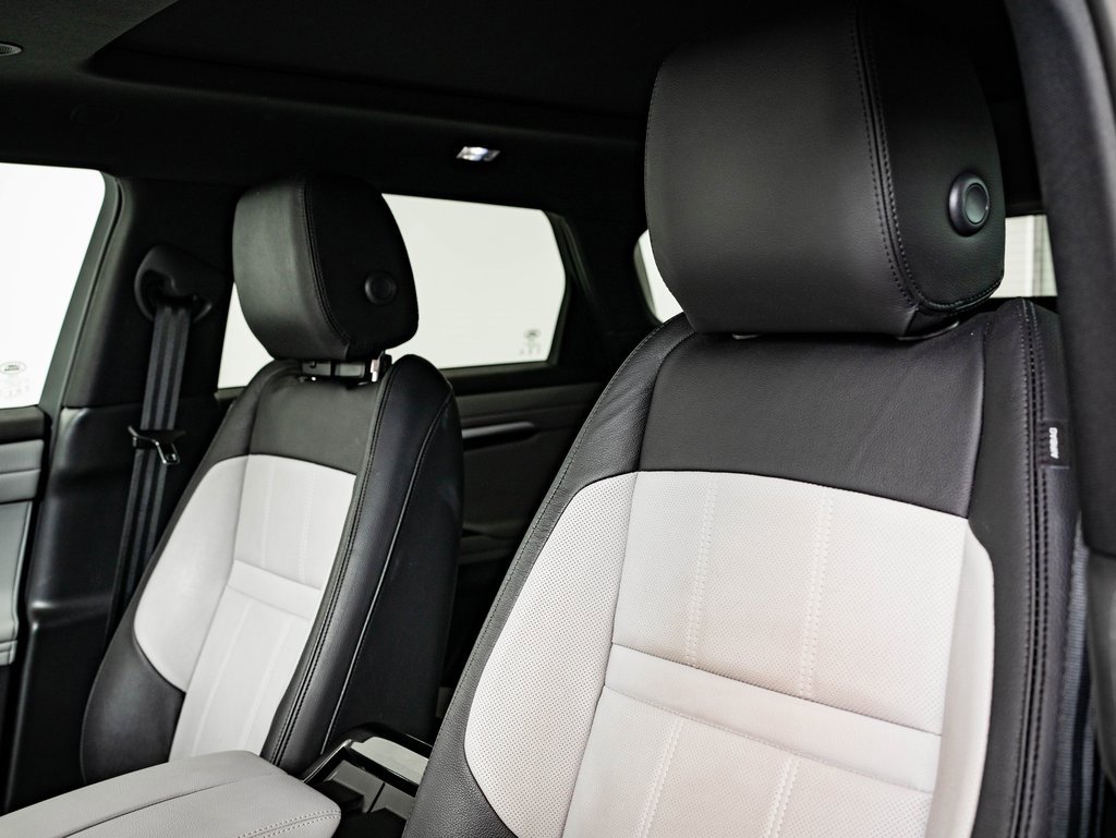 Used 2023 Land Rover Range Rover Evoque R-Dynamic S image 23