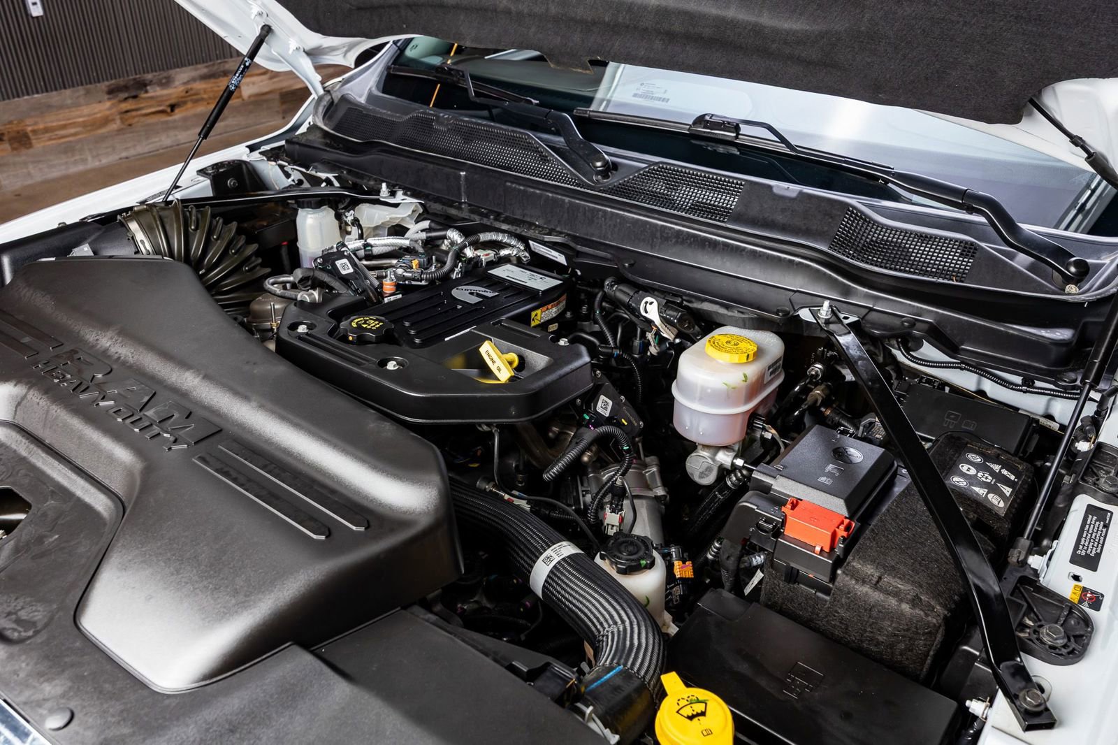 Used 2025 RAM 3500 Longhorn image 38