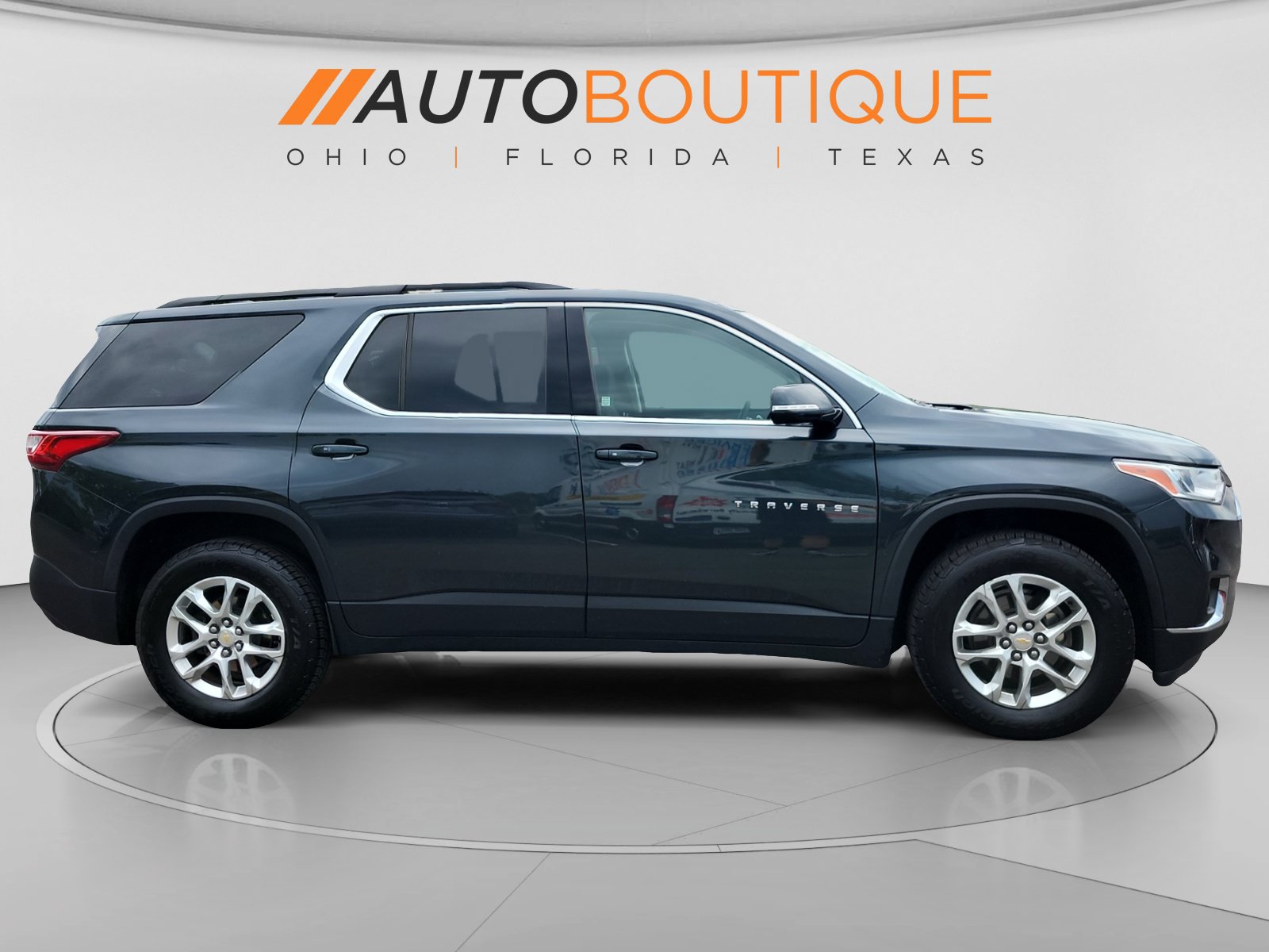 Used 2019 Chevrolet Traverse LT FWD image 6