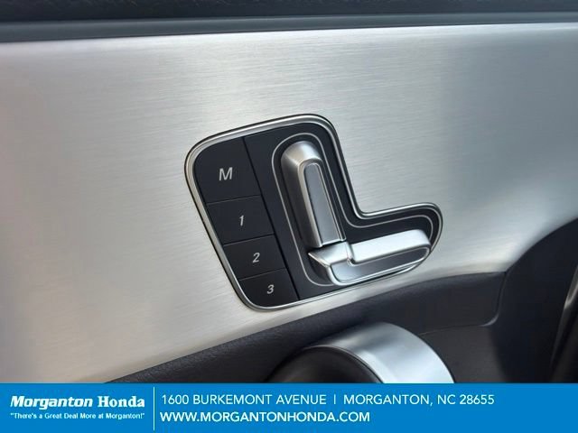 Used 2025 Mercedes-Benz CLA 250 4MATIC image 16