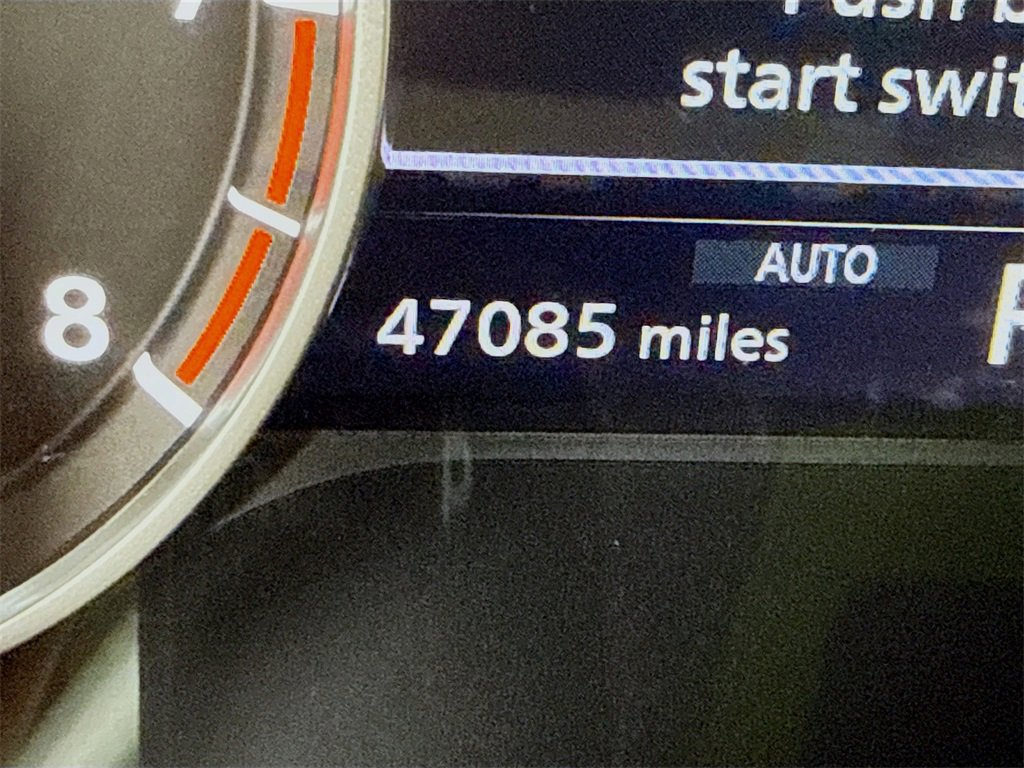 Used 2022 Nissan Rogue SV w/ SV Premium Package image 5