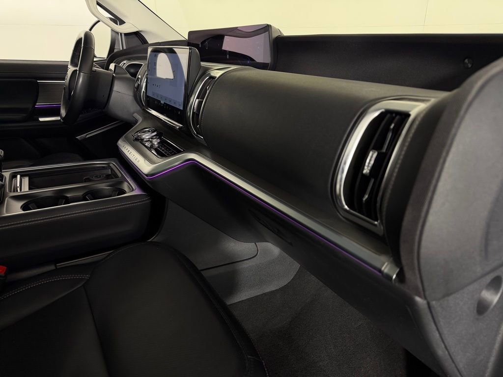 Used 2025 Ford Expedition Max Platinum image 35