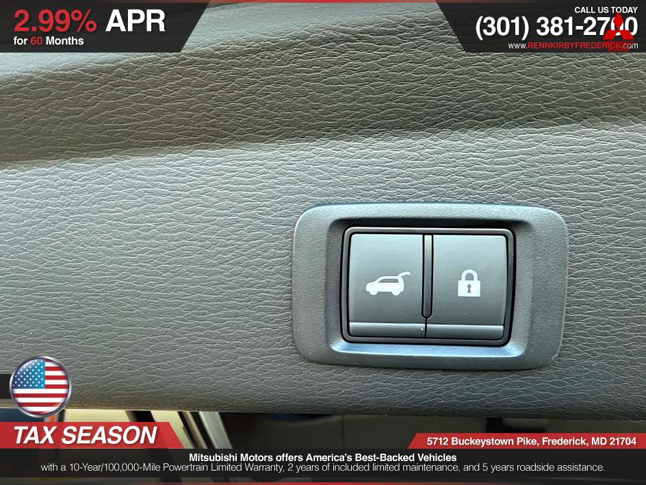 Used 2026 Mitsubishi Outlander SEL image 10