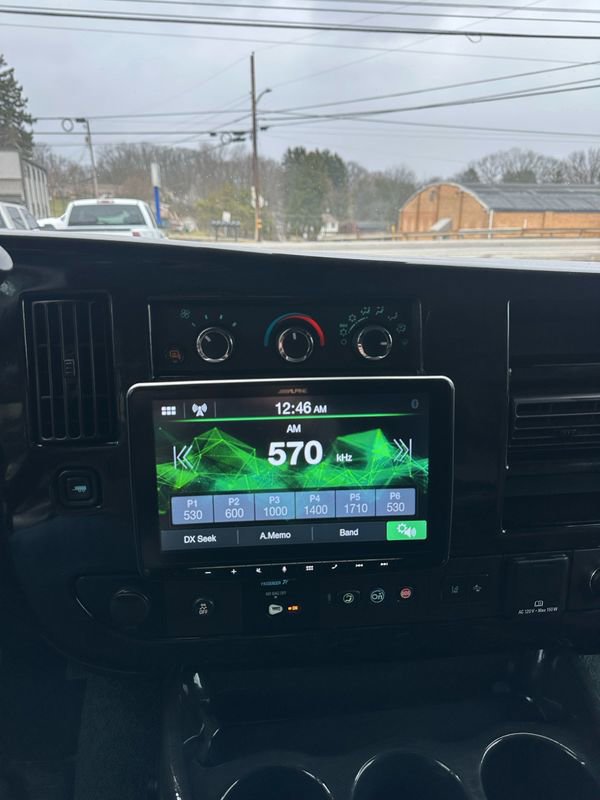 Used 2019 GMC Savana 2500 Extended image 13