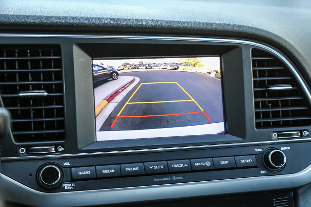 Used 2018 Hyundai Elantra Value Edition FWD image 28