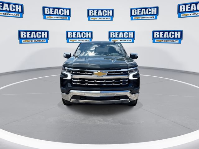Used 2026 Chevrolet Silverado 1500 LTZ AWD/4WD image 3