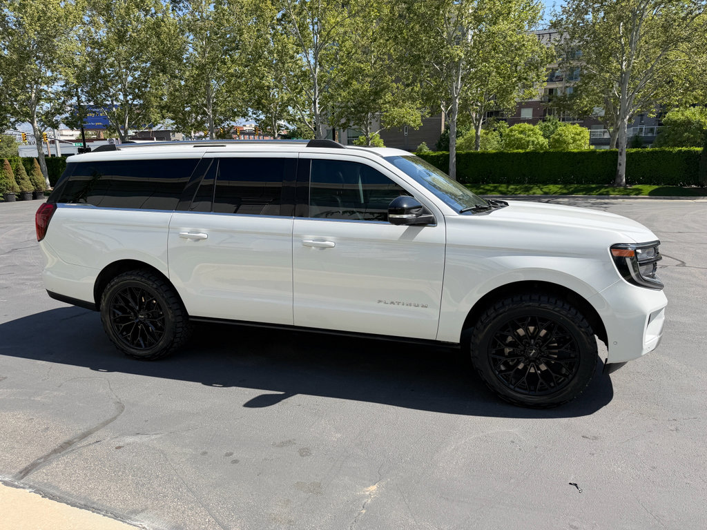 Used 2025 Ford Expedition Max Platinum AWD/4WD image 8