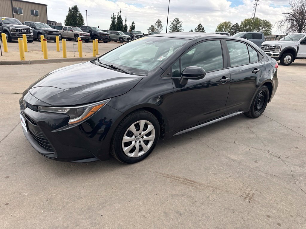 Used 2023 Toyota Corolla LE FWD image 28