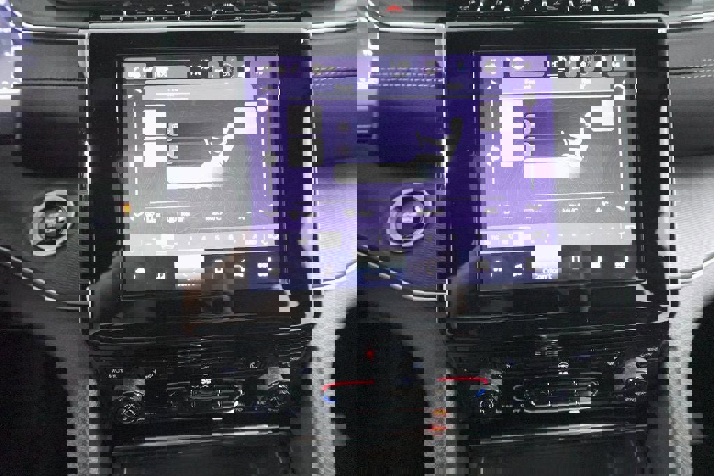 New 2025 Jeep Grand Cherokee L Altitude image 19