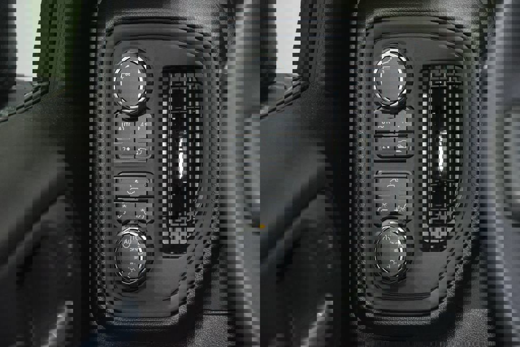 New 2026 Chevrolet Silverado 1500 Custom w/ Rally Edition image 37