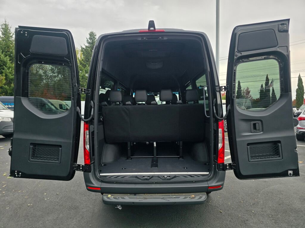 New 2025 Mercedes-Benz Sprinter 2500 image 15