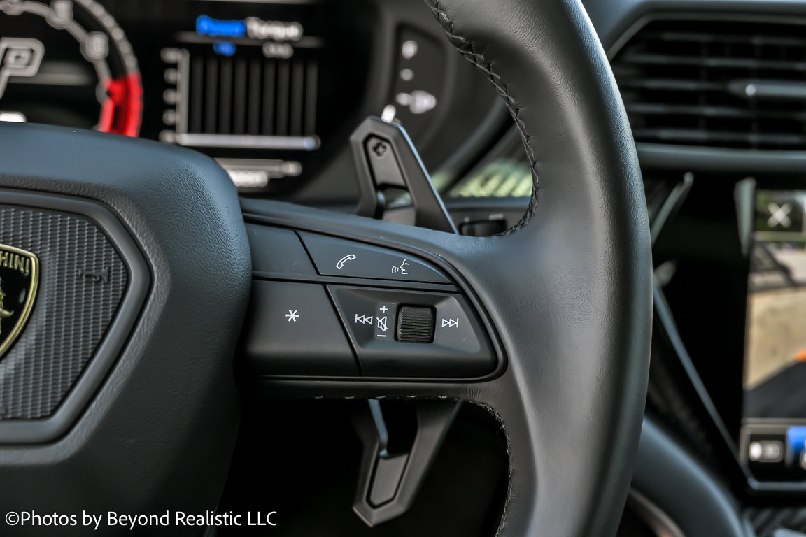 Used 2024 Lamborghini Urus Performante image 34