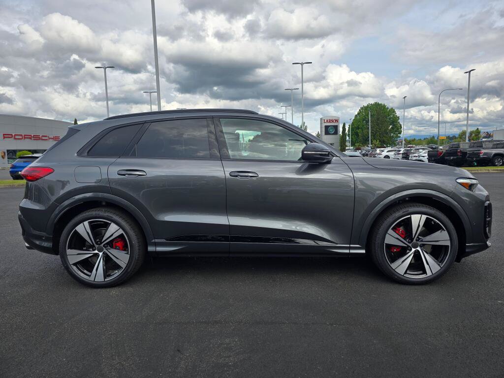 New 2026 Audi SQ5 Premium Plus AWD/4WD image 6