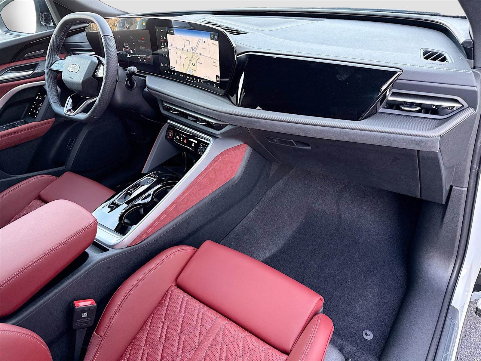 New 2025 Audi SQ5 Premium Plus image 30