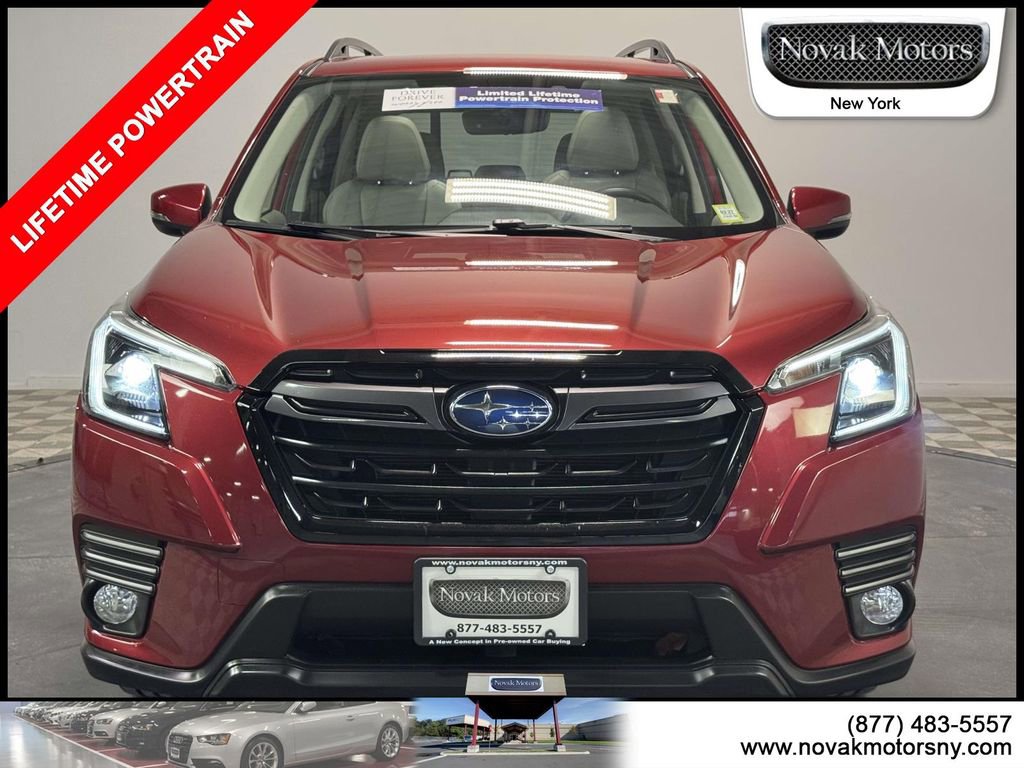 Used 2022 Subaru Forester Limited image 2