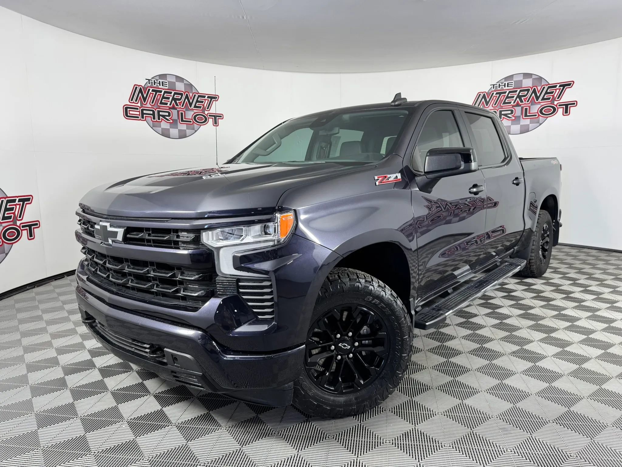 Used 2022 Chevrolet Silverado 1500 RST w/ Convenience Package II AWD/4WD image 1