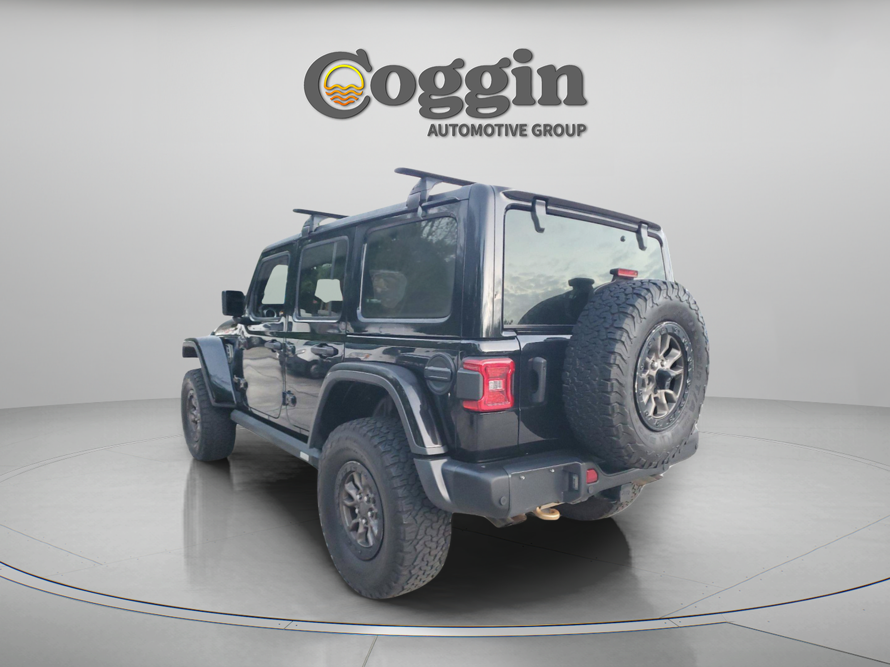 Used 2023 Jeep Wrangler Unlimited Rubicon 392 w/ Trailer Tow Package AWD/4WD image 2