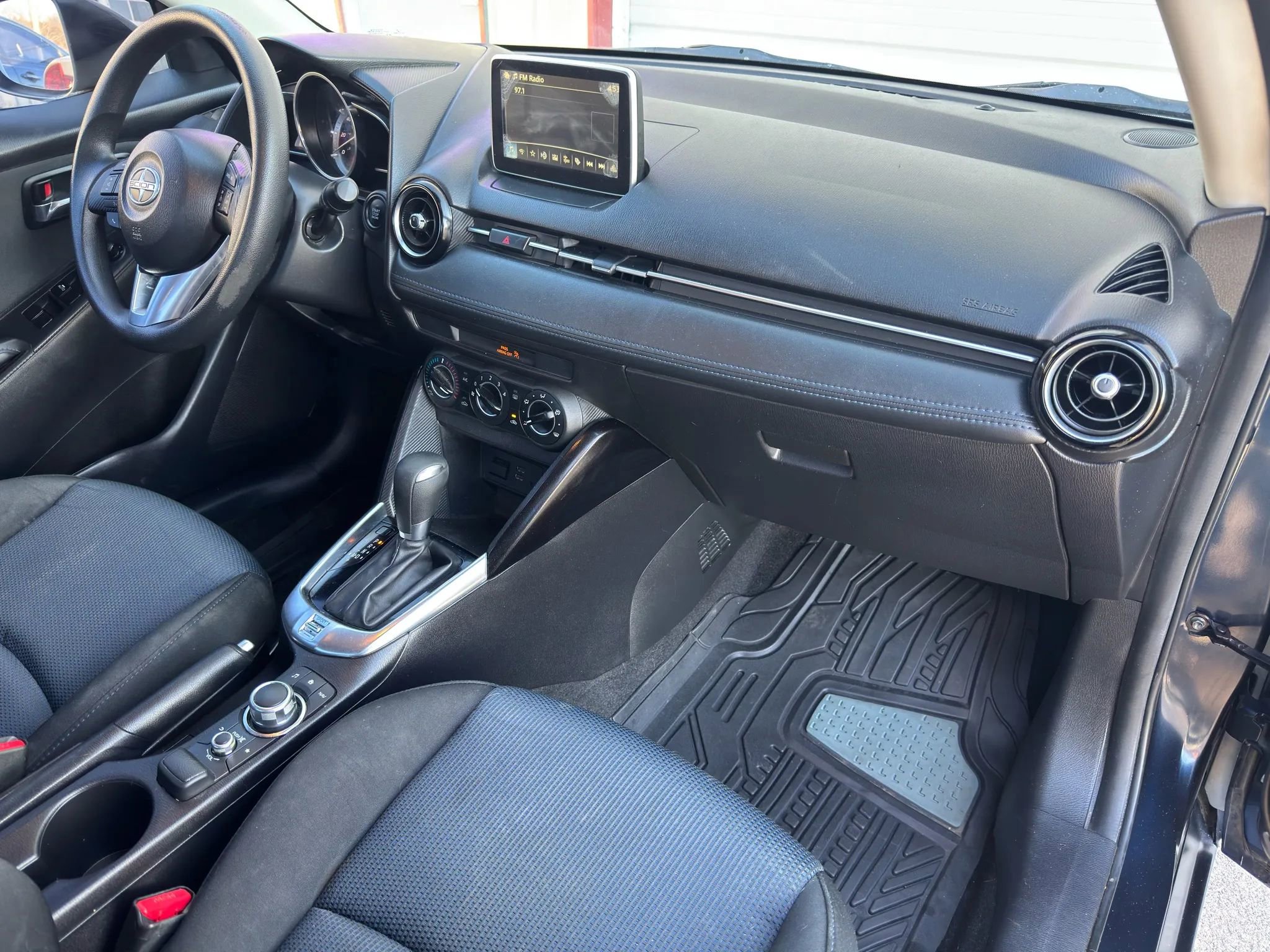 Used 2016 Scion iA image 13