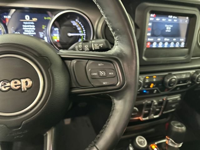 Used 2023 Jeep Wrangler Unlimited w/ Cold Weather Group image 16