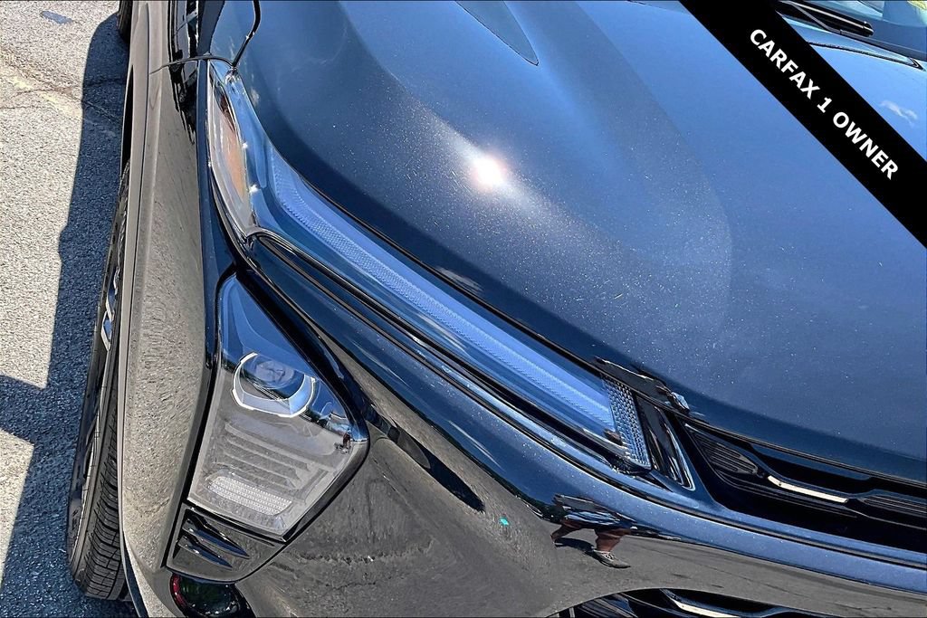 Used 2025 Chevrolet Trax ACTIV FWD image 31