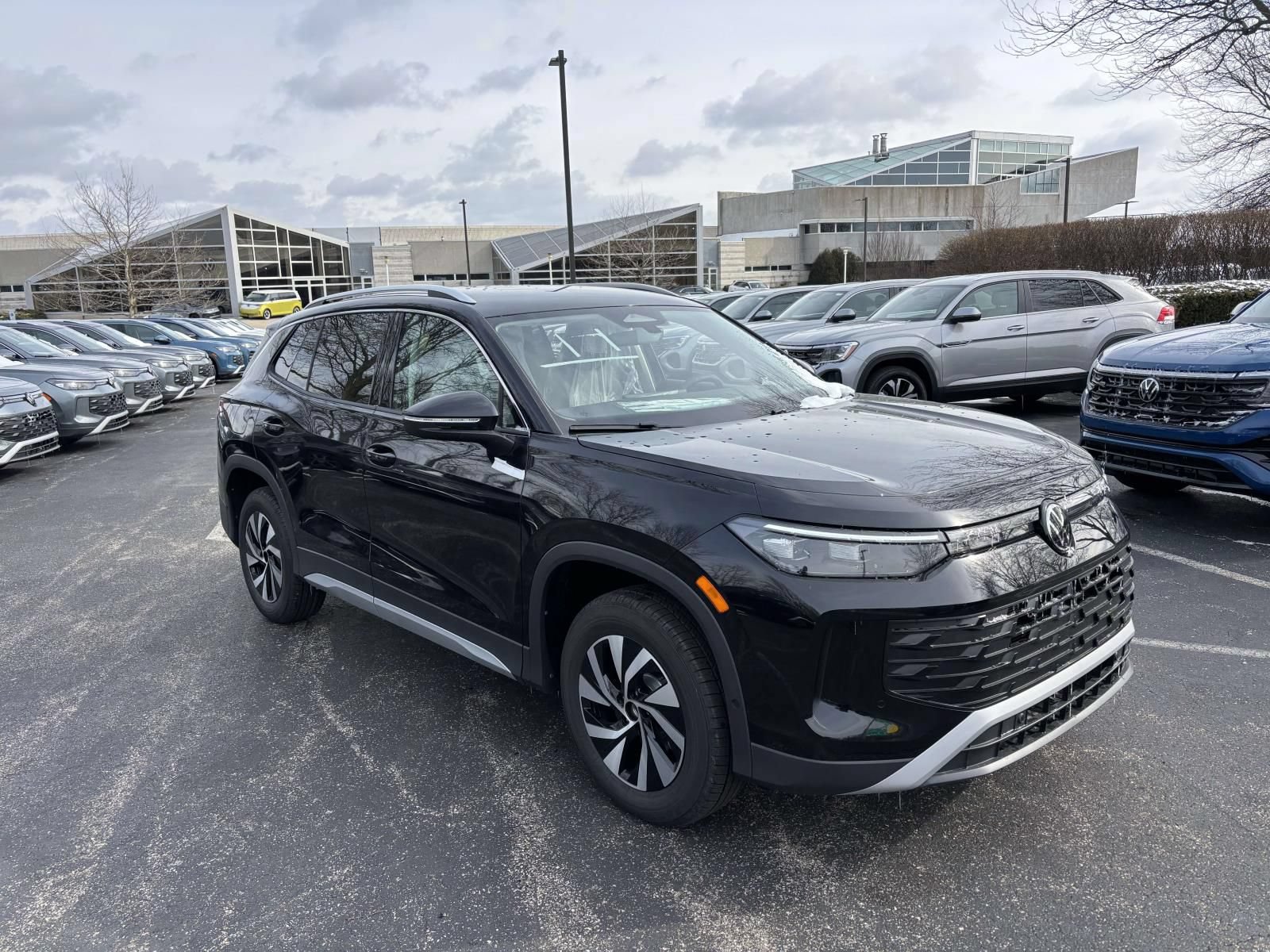 New 2026 Volkswagen Tiguan S AWD/4WD video 1