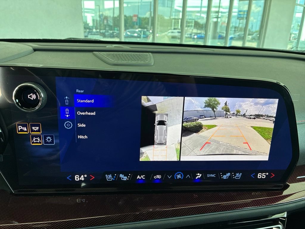 New 2026 Chevrolet Traverse RS w/ LPO, Floor Liner Package FWD image 27