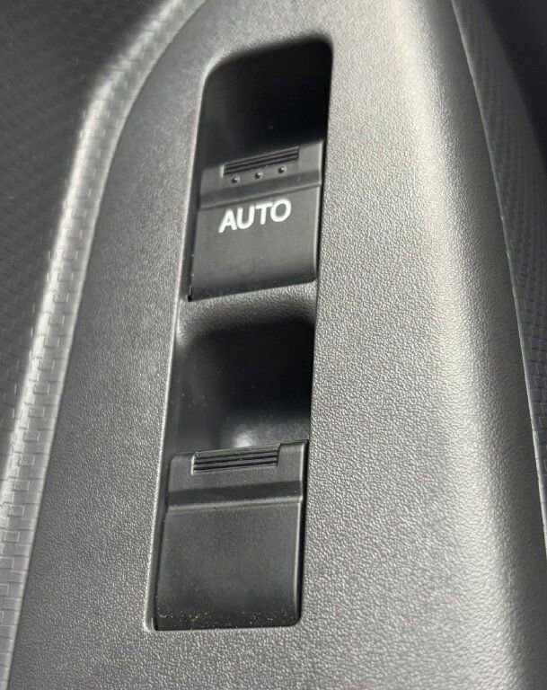 New 2025 Chevrolet Low Cab Forward image 14