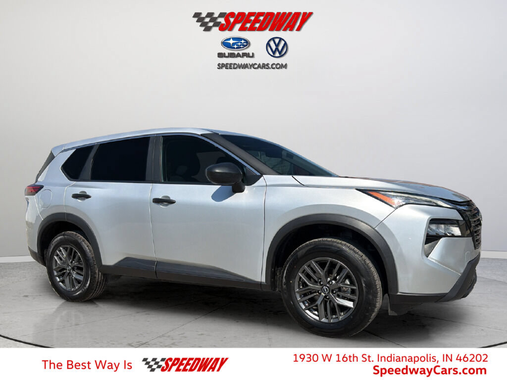Used 2024 Nissan Rogue S FWD image 1
