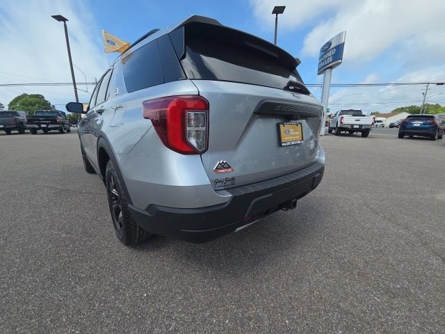 Certified 2022 Ford Explorer Timberline w/ Timberline Technology Package AWD/4WD image 6