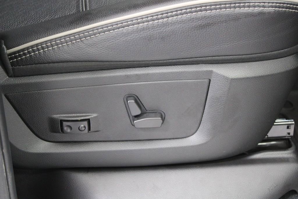 Used 2024 RAM 2500 Limited image 29